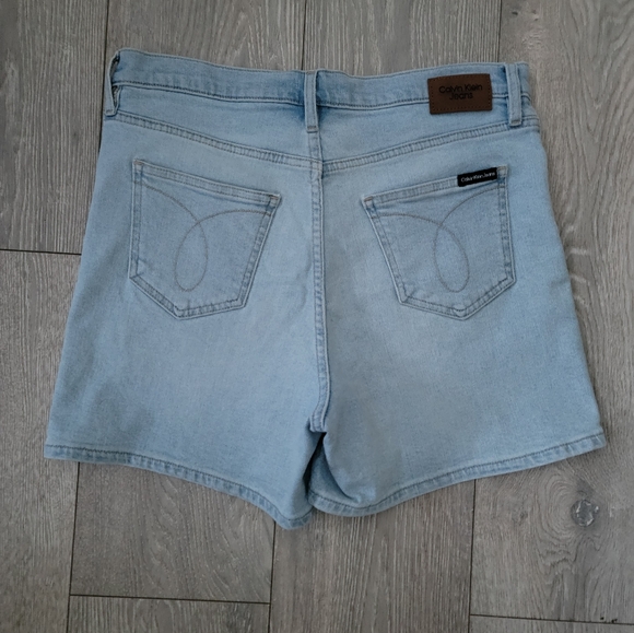 Calvin Klein Denim Shorts - Picture 2 of 4